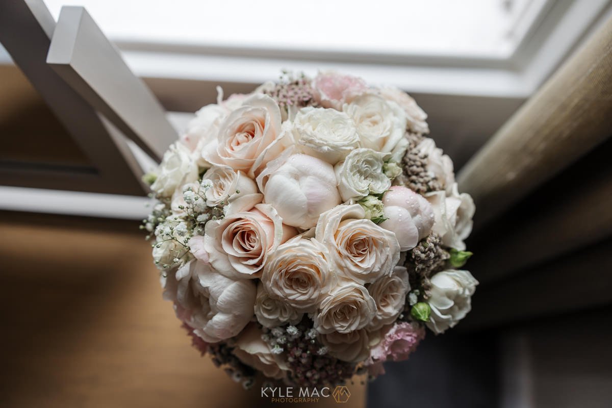 wedding flowers bartle hall bouquet 