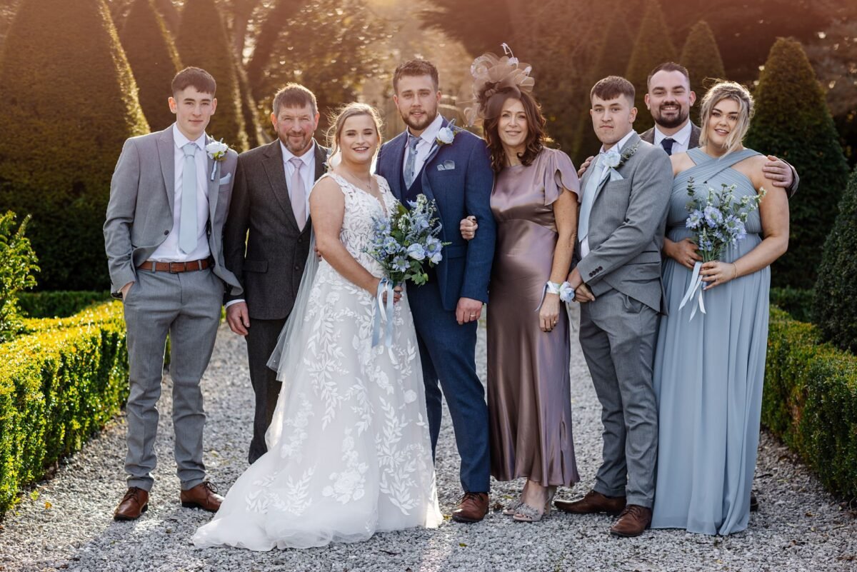 family portraits wedding