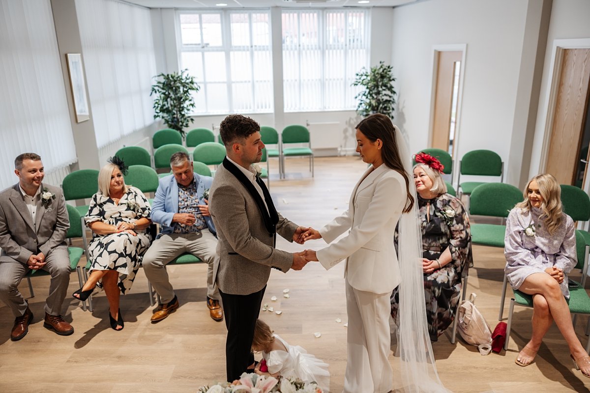 ceremony bride groom 