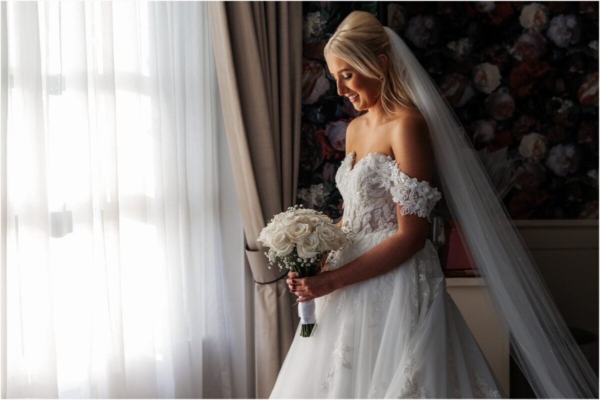 bride flowers wedding portraits 