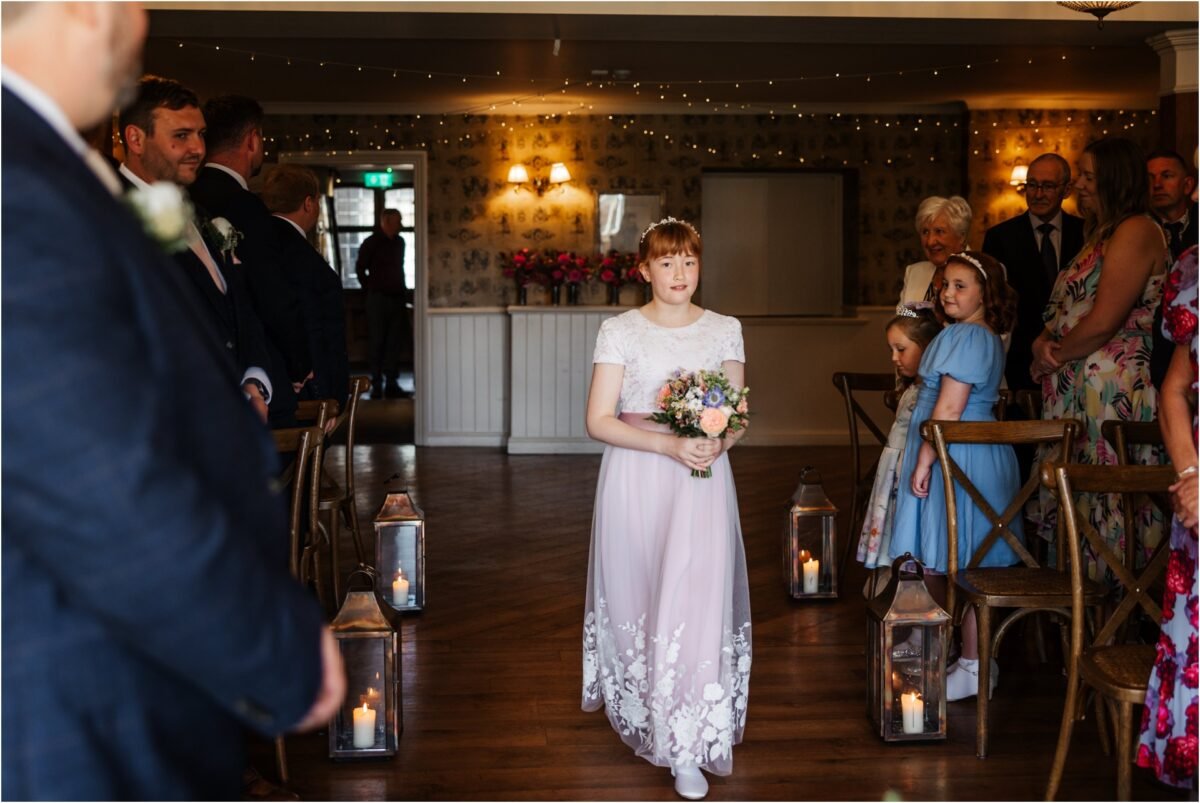bridesmiad wedding Intimate shireburn hald day wedding
