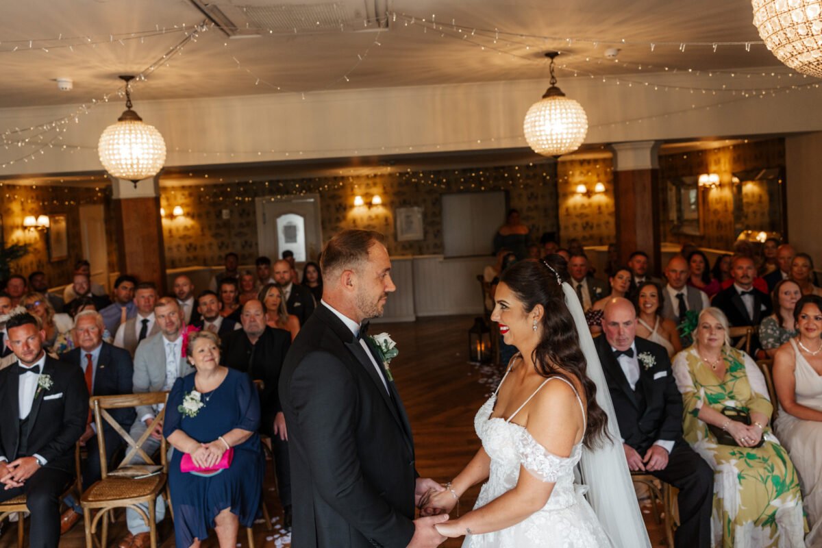 wedding ceremony  shireburn arms