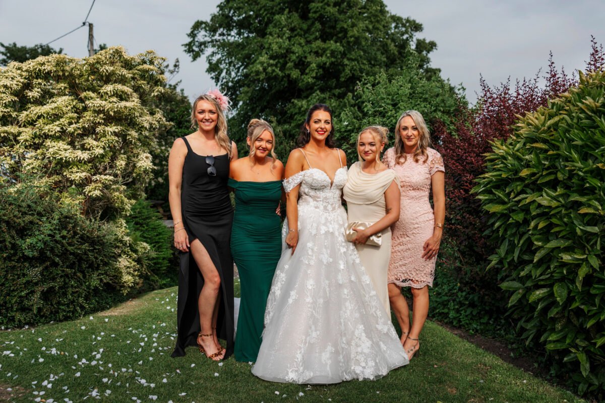 wedding portraits shireburn arms